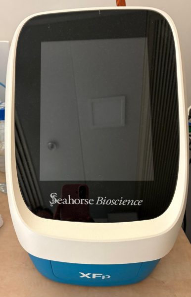 XFp Extracellular Flux Analzer